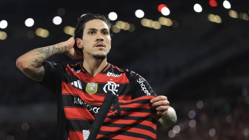 Filipe Luis suffers a weight loss for the final of the Copa Libertadores