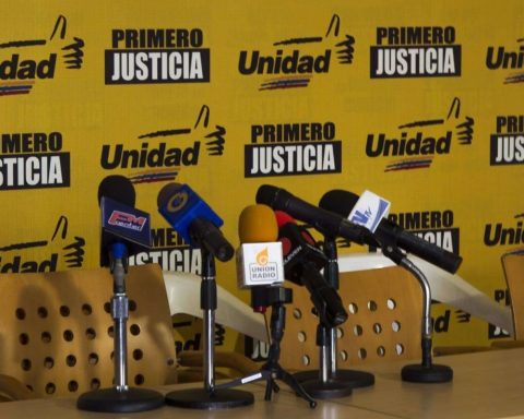 First Justice raises 9 points for Venezuela: from Maduro's resignation to a transitional government