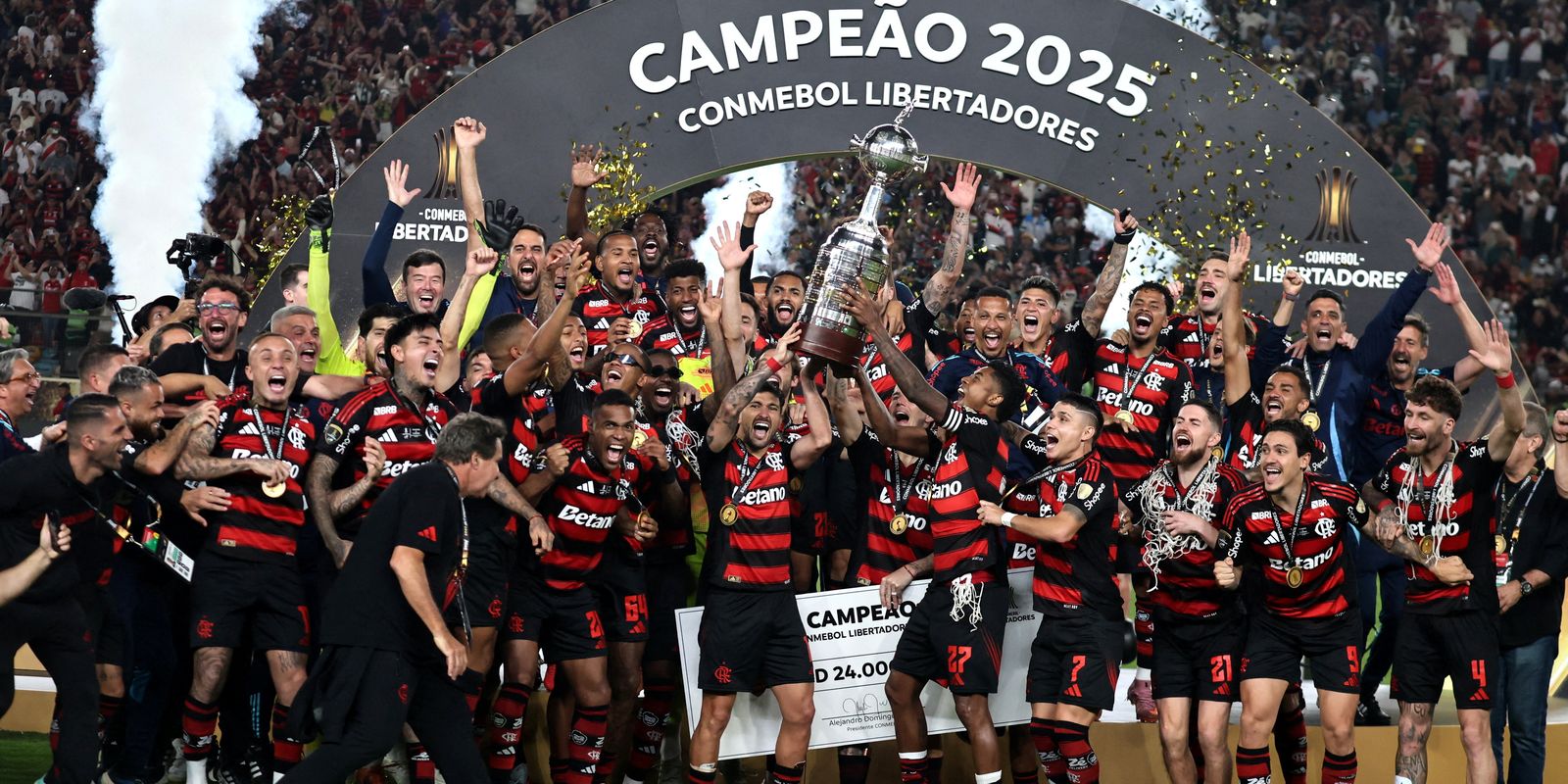 Flamengo beats Palmeiras and becomes 1st Brazilian tetra in the Libertadores