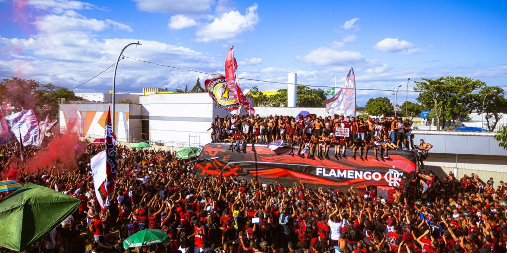 Flamengo embarks for the Libertadores final with a fan party