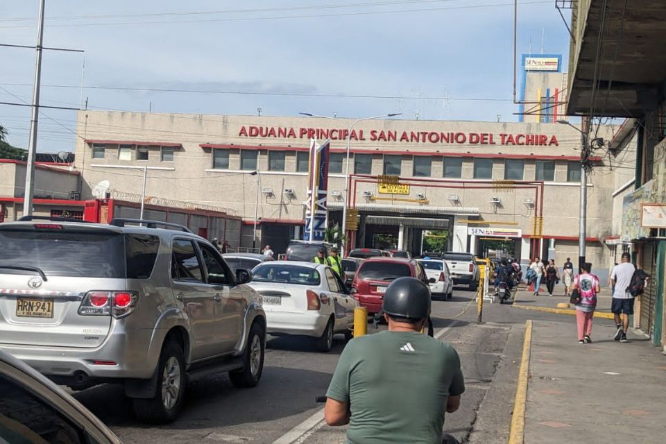 Foreign vehicles must apply for special insurance to travel in Venezuela