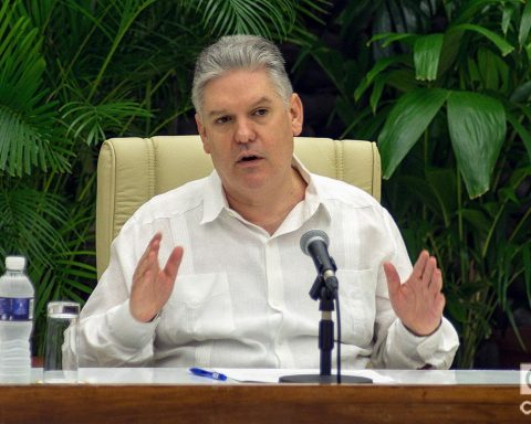 Former Cuban Minister Alejandro Gil is charged with espionage, embezzlement and money laundering