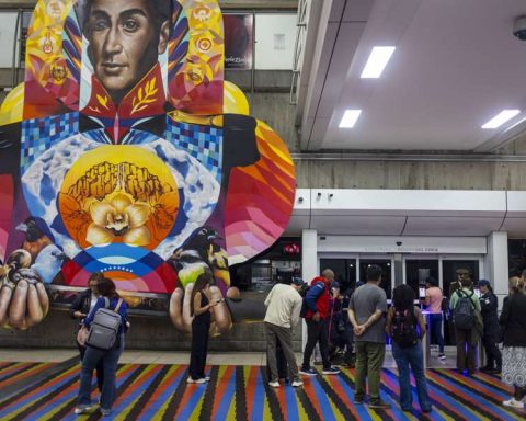 France adds to unjustified alarm by discouraging trips to Venezuela