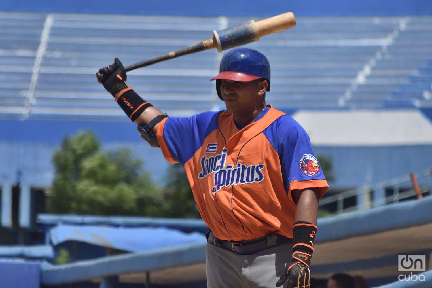 Frederich Cepeda takes over the record for RBIs in Cuban baseball