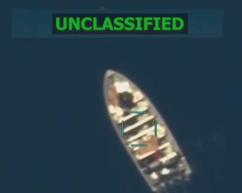 From Panama they warn of military action