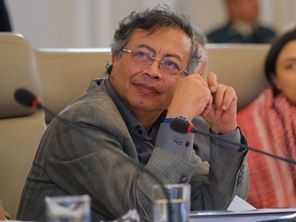 Retractación de Petro sobre clítoris