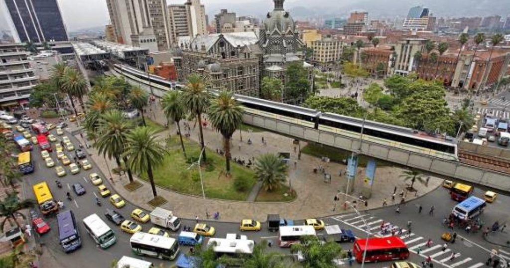 Georeferencing of public space in Medellín: progress in urban management