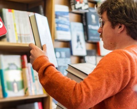 Goodbye forever: this is the renowned Chilean bookstore that closes its doors and announces a discount