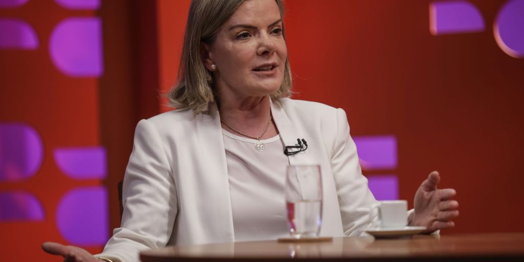 Government is against equating factions with terrorism, says Gleisi Hoffmann