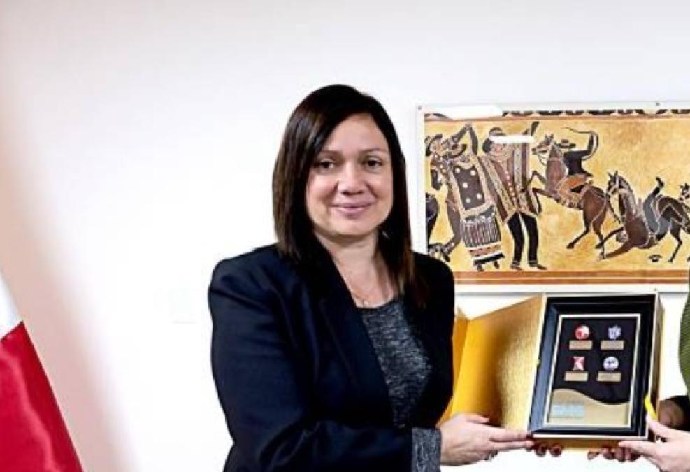 Government of Jerí accepts resignation of the head of the IRTP Adriana Rodríguez