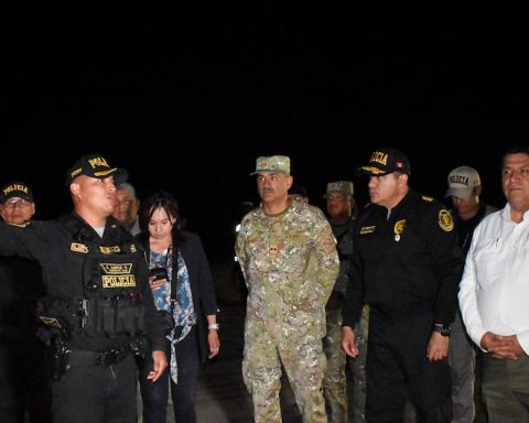 Government sends 200 soldiers and police to the border with Chile in the presence of undocumented migrants