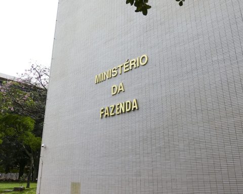 Government wants to regulate carbon market by the end of 2026