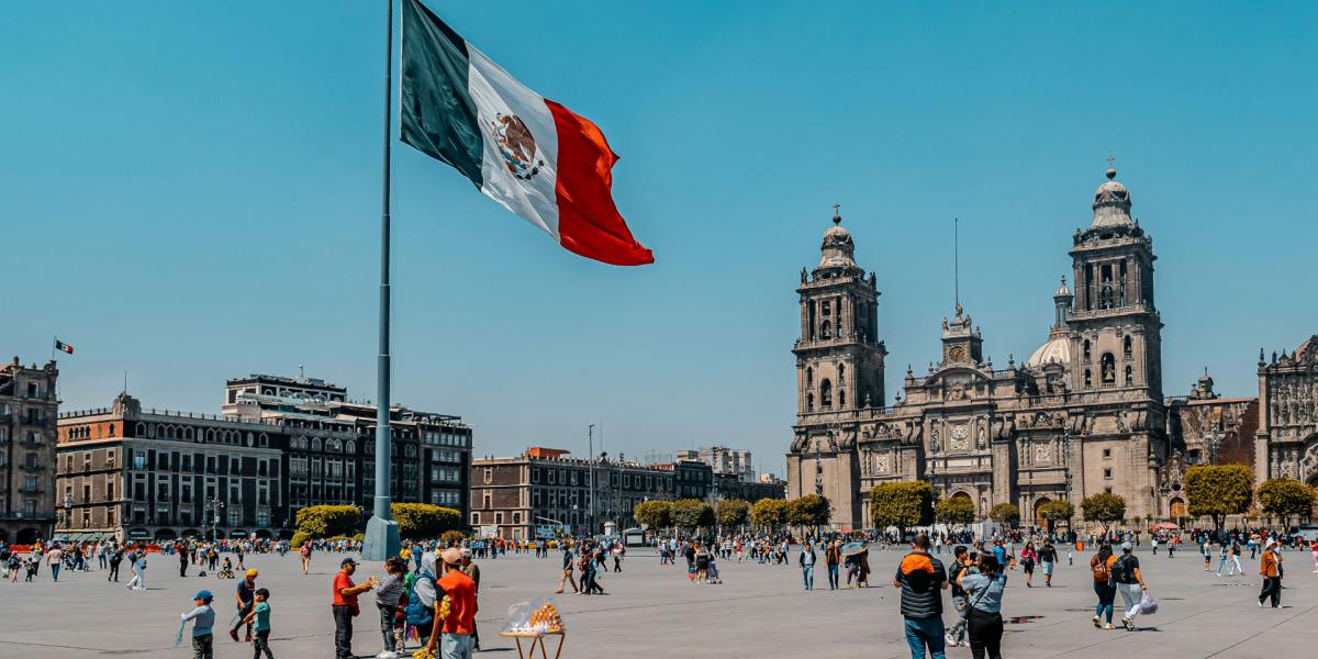 Half of poverty in CDMX has to do with time, not money: study