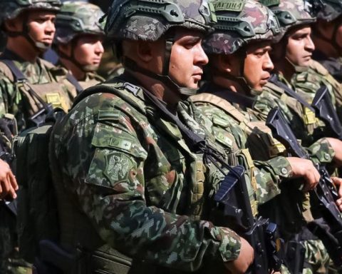 Harassment in Balboa leaves five soldiers injured and a soldier kidnapped