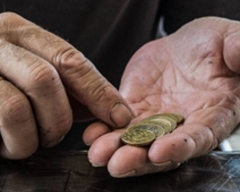 ¿Cuánto pierde una familia dominicana al mes por no aplicarse la indexación salarial?