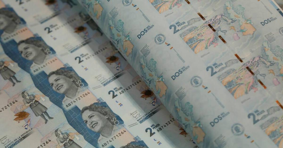How to recognize a fake bill in Colombia? We explain