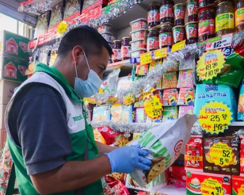 Huancayo: Expired products and serious sanitary deficiencies found in grocery stores
