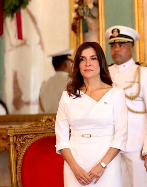 “I already feel at home”: Leah F. Campos takes over as US ambassador to the DR