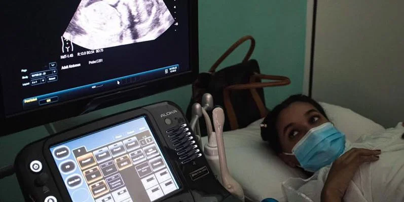 Una adolescente embarazada