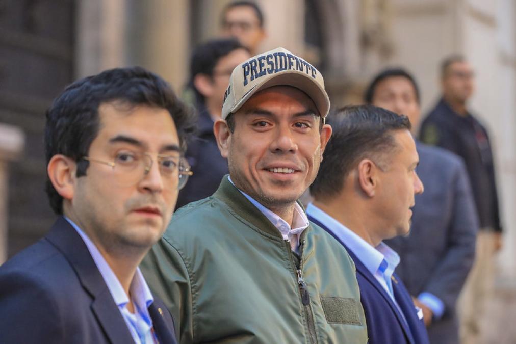 In gallant mode? Jeri about women: "Obviously I like them, it's proven"