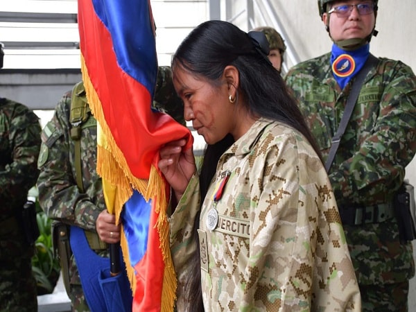 Mujer indígena, la mejor soldado de su batallón.