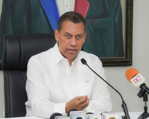 Indotel: “Las redes sociales concentran el 57 % de las noticias falsas”