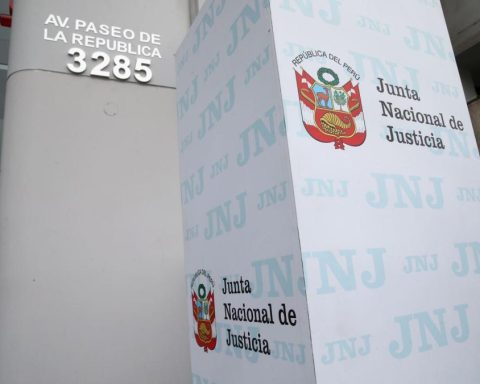 JNJ received complaints from citizens about the conduct and suitability of magistrates