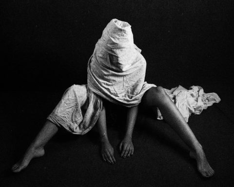 Keep an eye on the viewer: Karla González Horta