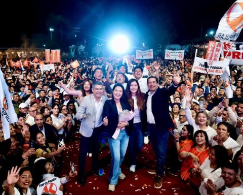 Keiko Fujimori: they used the congressional chamber to record her rally in Trujillo