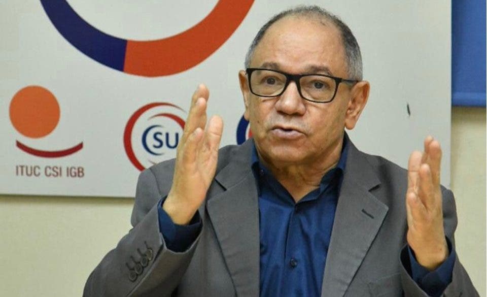 Código de Trabajo: Centrales sindicales piden aprobación