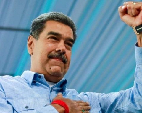 Leaders congratulate President Maduro and ratify support for Venezuela