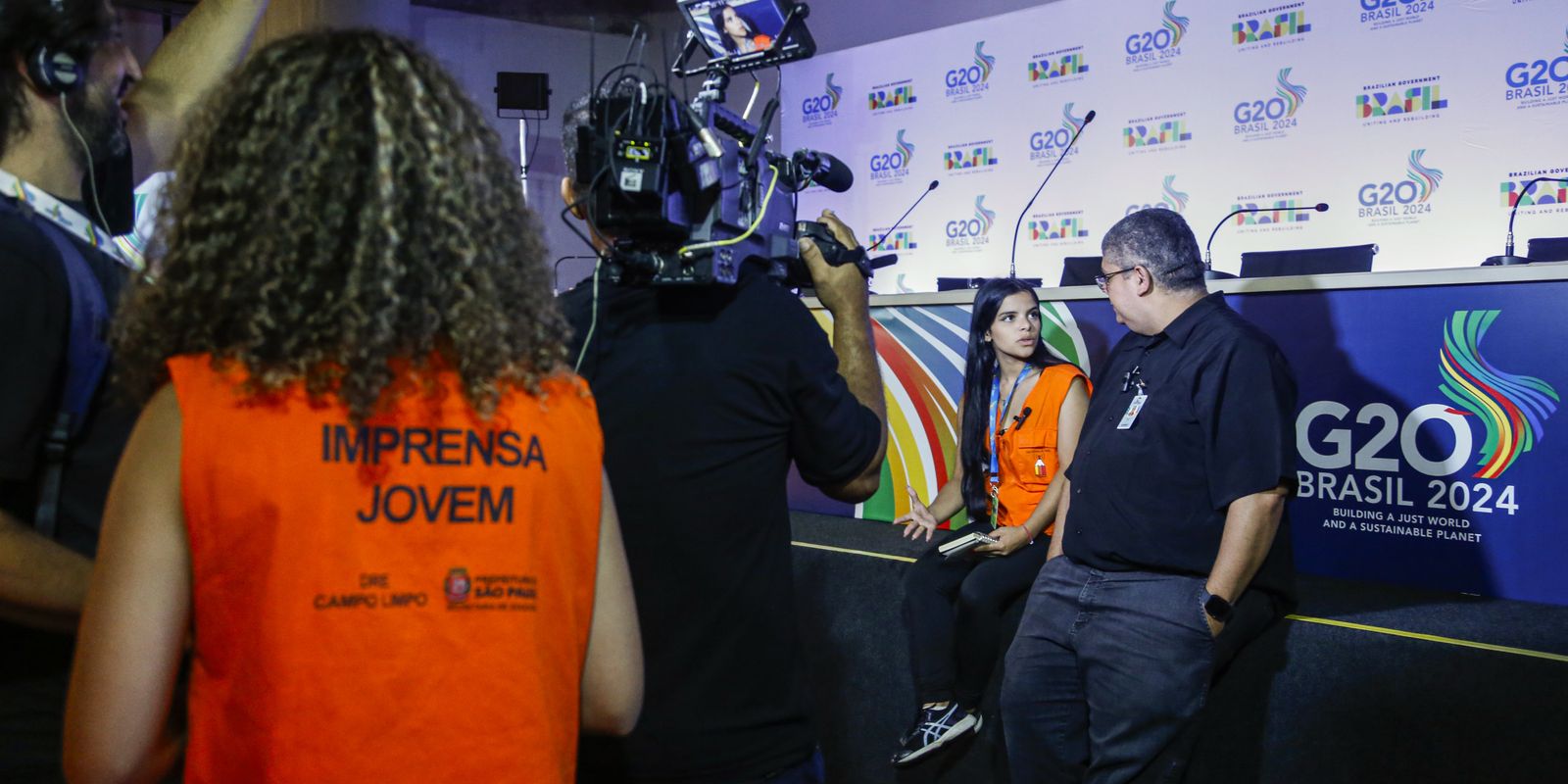 Learning vacancies at work remain high and reach 710 thousand