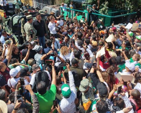 Like AMLO, President Sheinbaum leaves her security in the hands of civilians