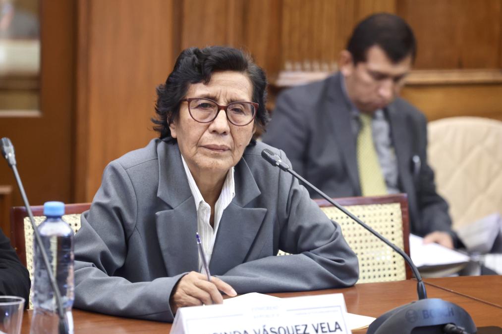 Lucinda Vásquez: They begin an investigation into the sale of tests for teacher promotion
