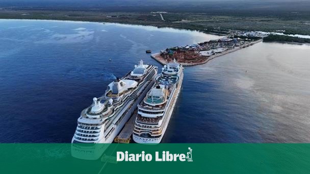Luis Abinader celebrates historic arrival of two cruise ships in Pedernales