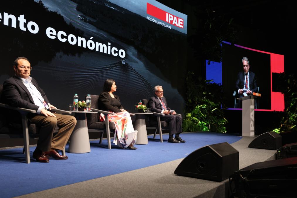 Luis Carranza: “Mining takes us to the first world and agro-exports eliminates poverty”