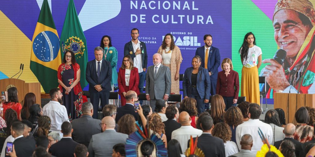 Lula sends the National Culture Plan to Congress
