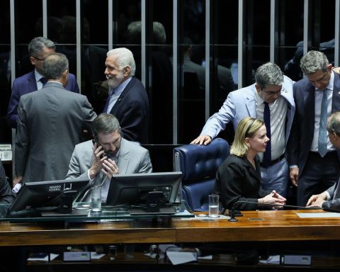 Lula should sanction IR exemption by the 11th, says Gleisi