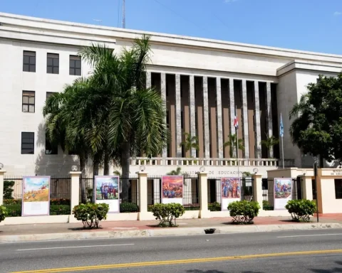MINERD mantiene suspensión de clases en San José de Ocoa y comunidades de Barahona