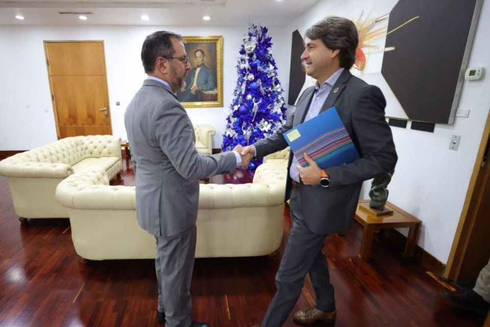 Maduro Administration urges the UN to take a "firm stance" in the face of "threats" from the US