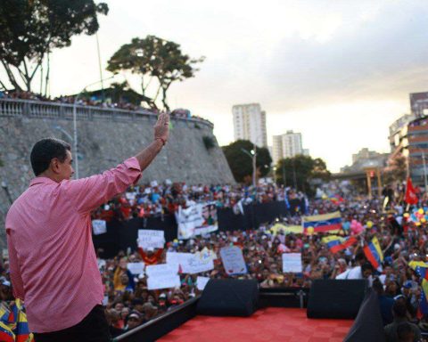 Maduro calls for a large mobilization in the face of new aggression from the US and Trinidad