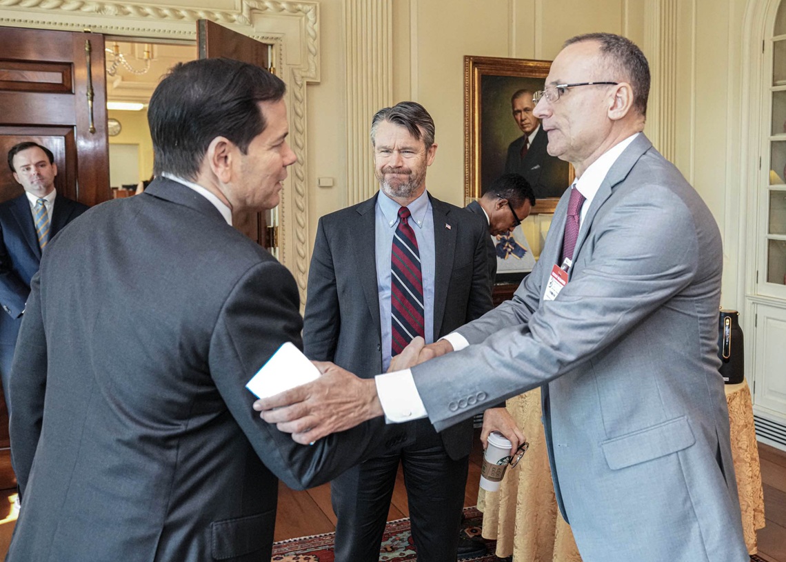 Marco Rubio meets with José Daniel Ferrer and talks about aid after Hurricane Melissa