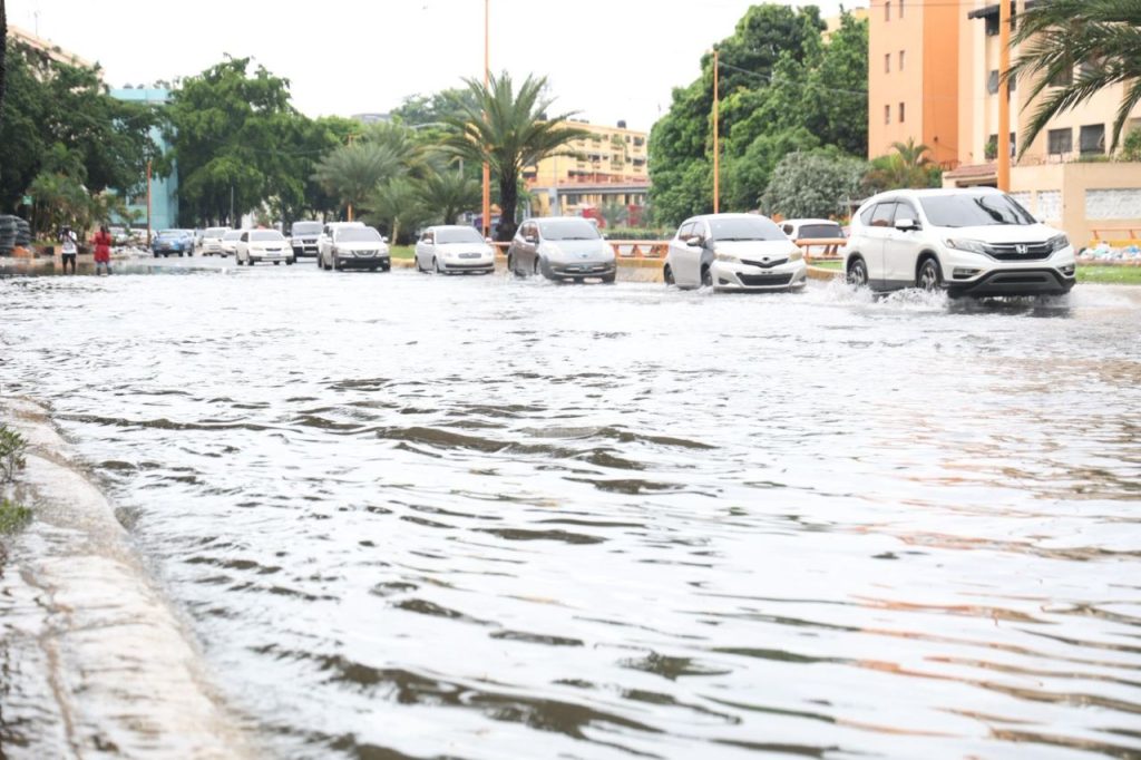 Meteorology warns of floods due to a trough that generates downpours