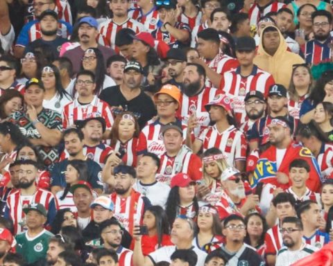 Mexican 'Duotheism': the sacred idyll between the Guadalajara Sports Club and the Virgin of Guadalupe