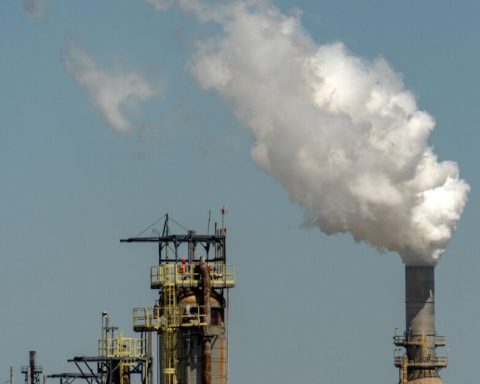 Mexico loses industrial muscle and there is concern that idle capacity will be lost