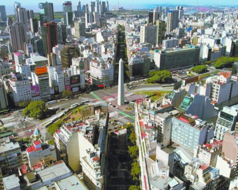 Milei appoints a military man as Minister of Defense, the first in more than 40 years in Argentina