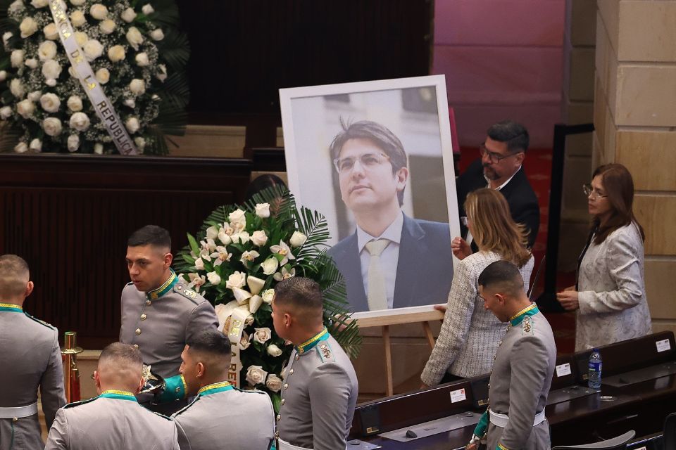 Funeral Miguel Uribe Turbay