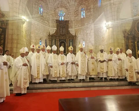 Monseñor Carlos Tomás Morel Diplán asume como Arzobispo Coadjutor de Santo Domingo