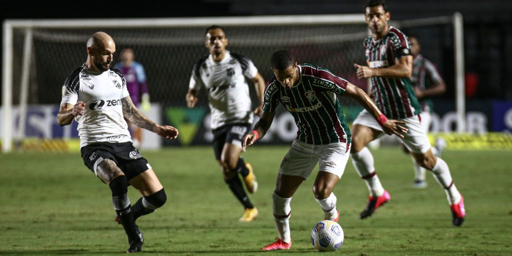Nacional broadcasts the match between Ceará and Fluminense this Sunday
