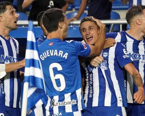 Nahuel Tenaglia, Alavés defender: "The Argentine team is my ultimate dream"
